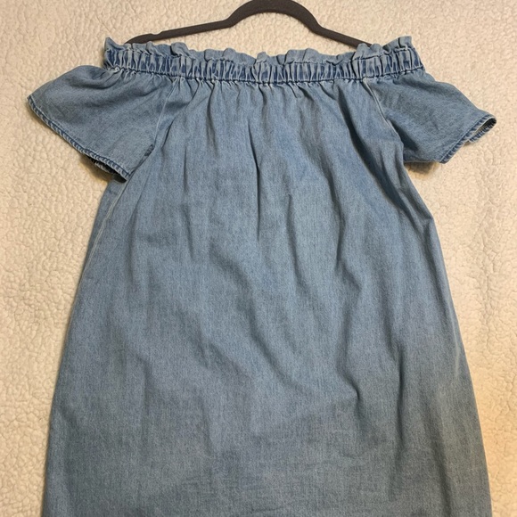 Denim embroidered dress/top.  Very cute! - Picture 2 of 4